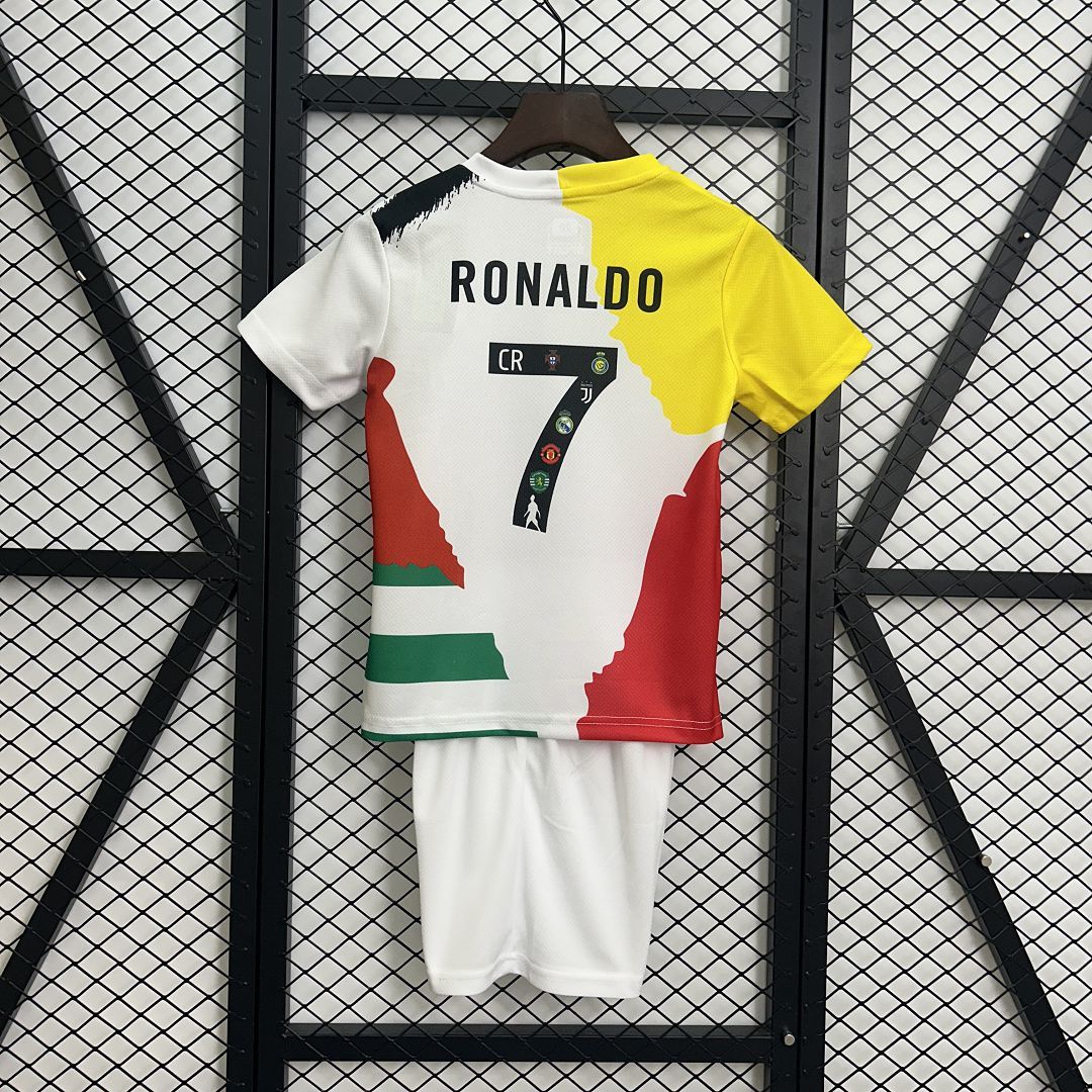 enfant CR7 édition spécial 26/27