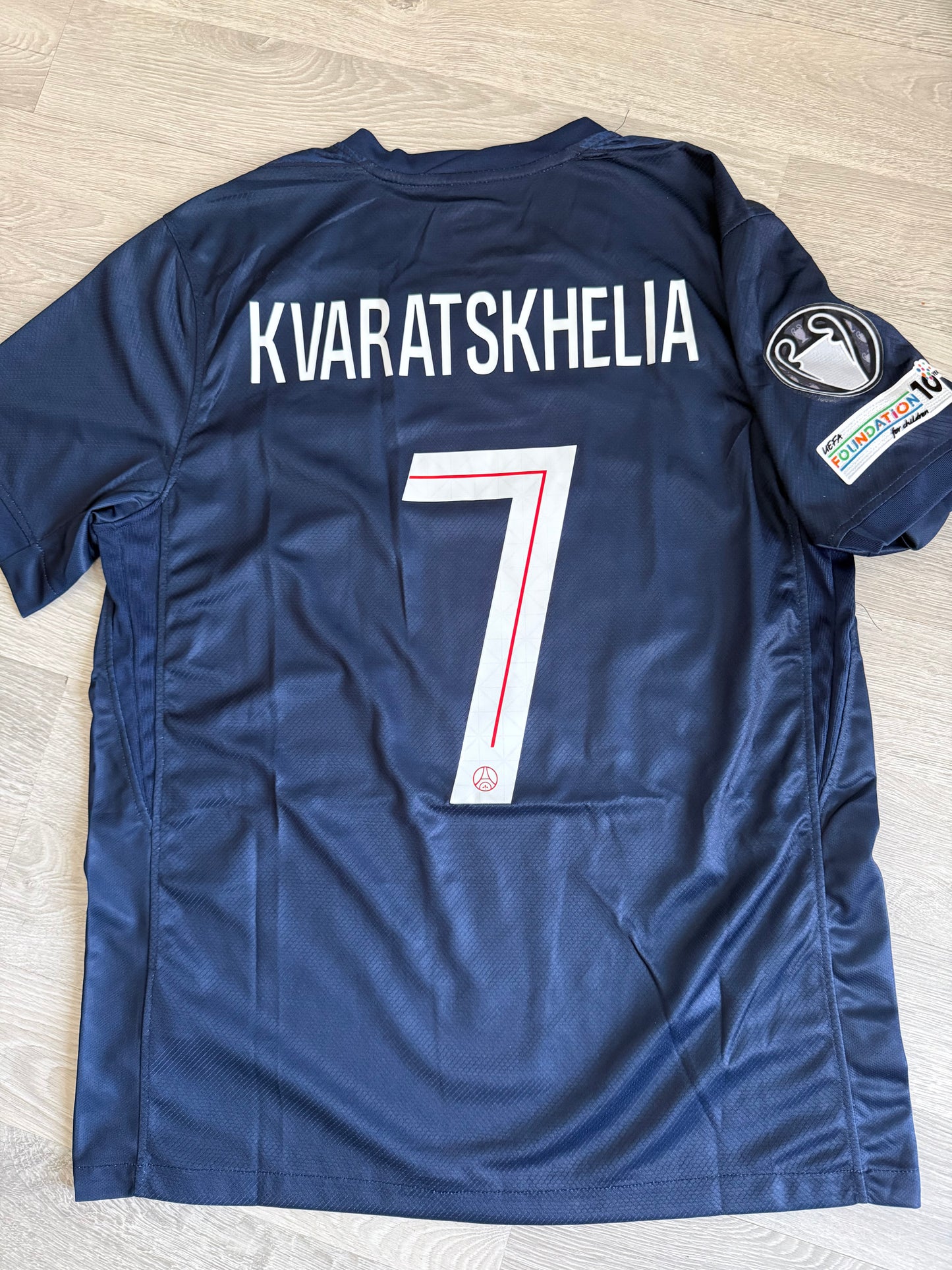 PSG domicile spécial finale Budapest 26/27