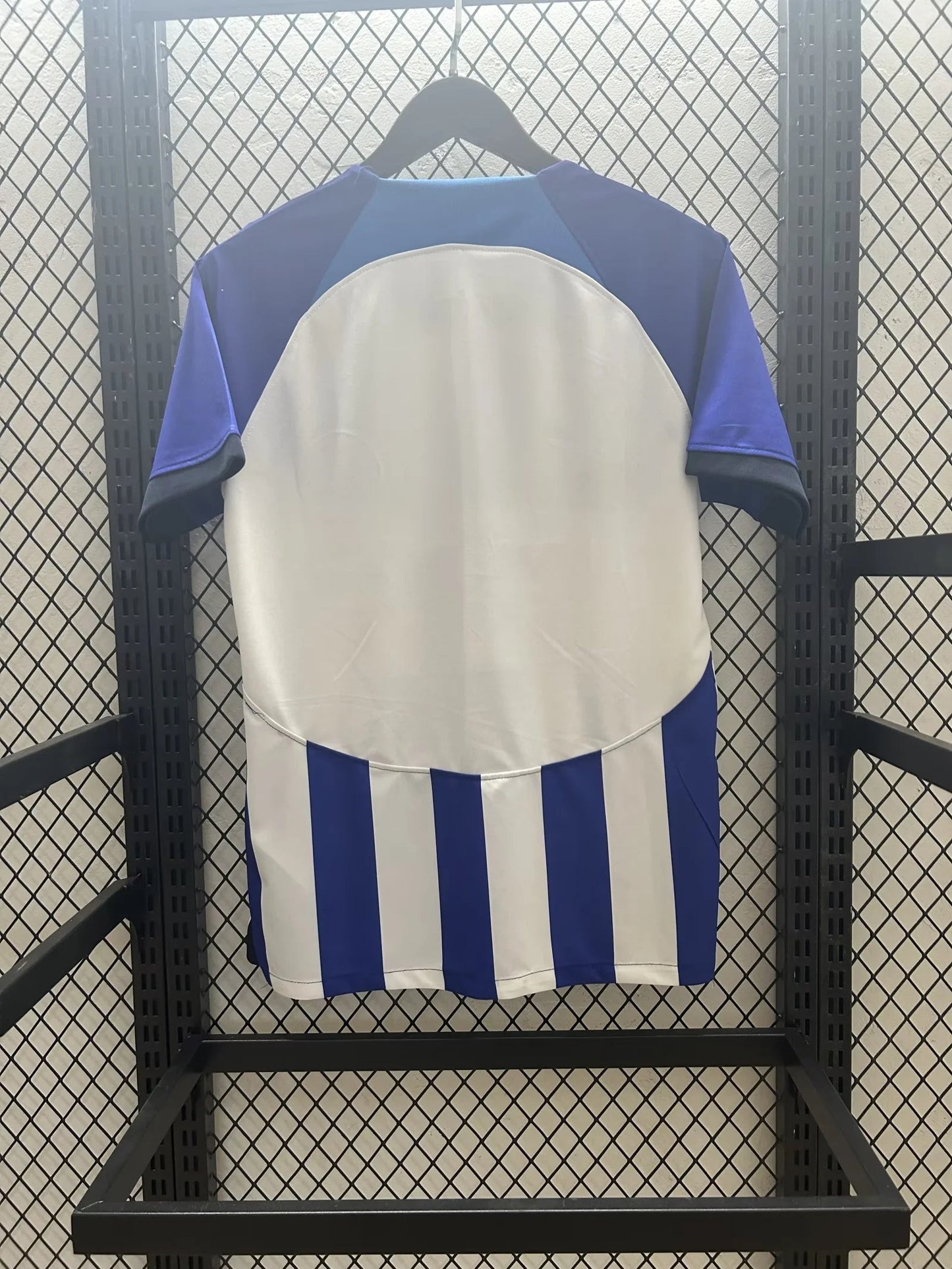 Brighton Domicile 23/24