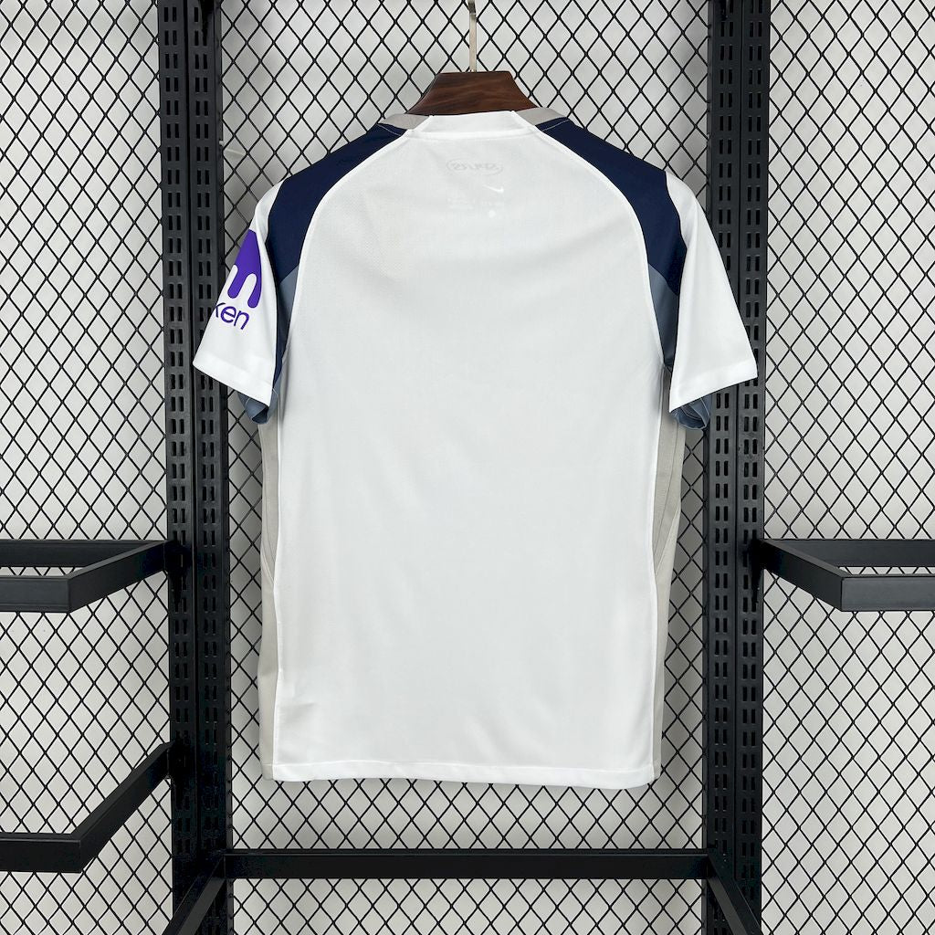 Tottenham domicile 25/26