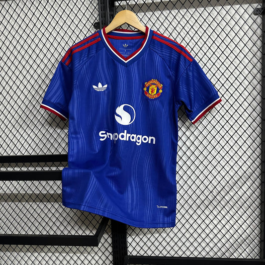 Manchester United extérieur 26/27