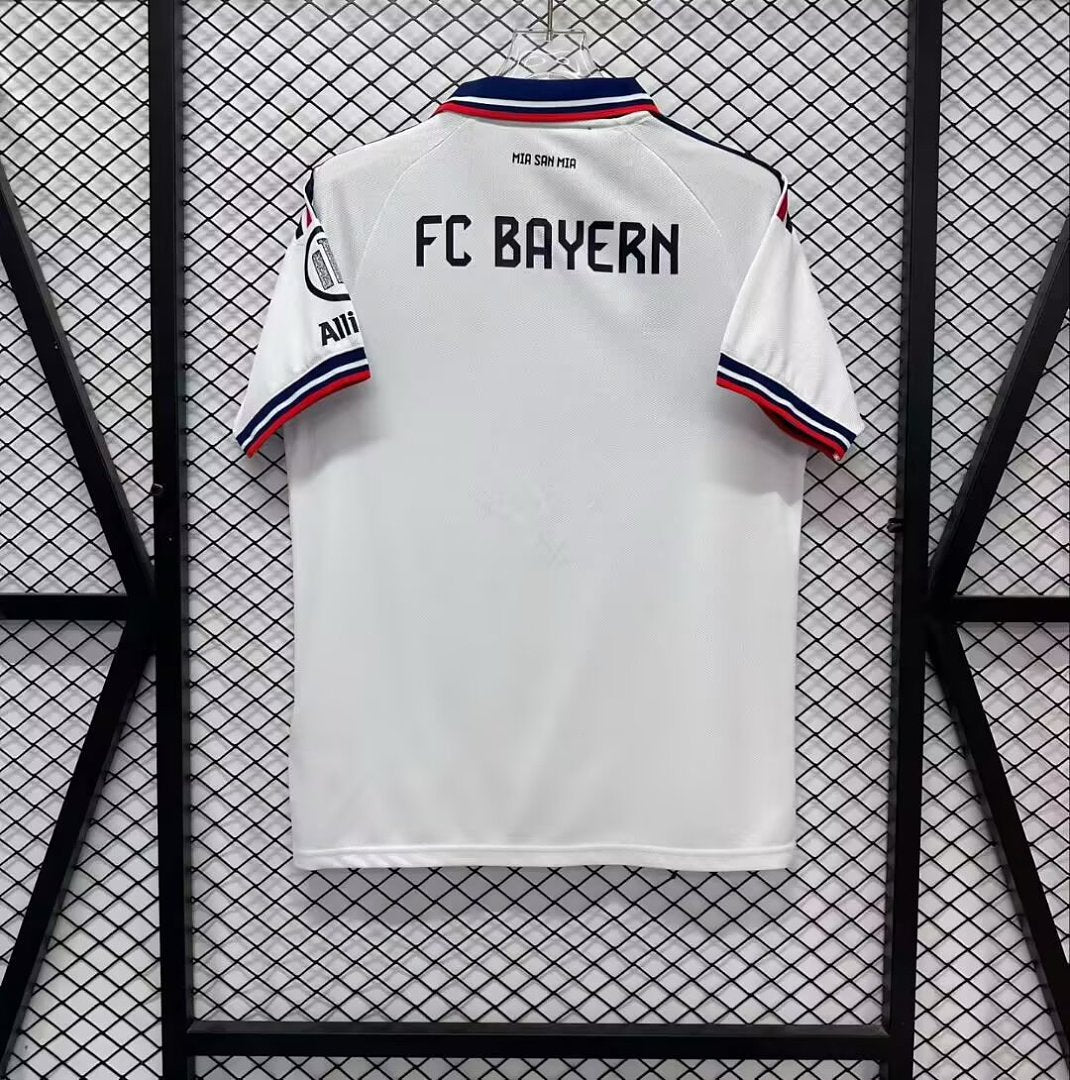 Bayern Munich extérieur 26/27