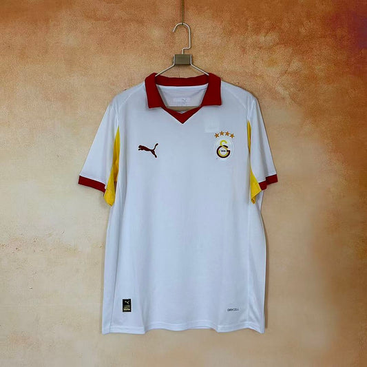 Galatasaray extérieur 26/27