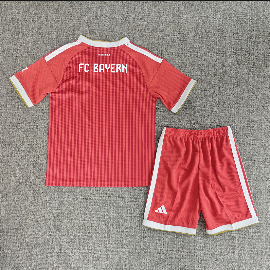 enfant Bayern Munich domicile 26/27