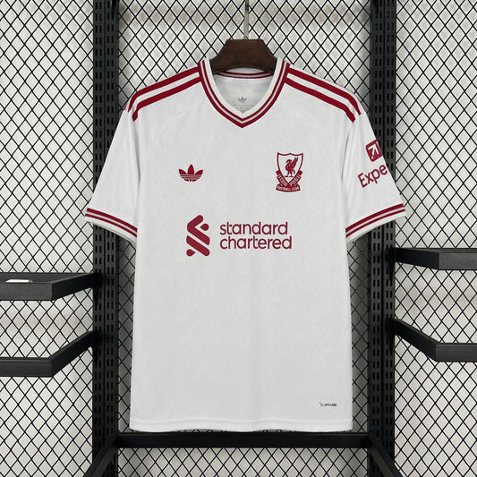 Liverpool extérieur 26/27